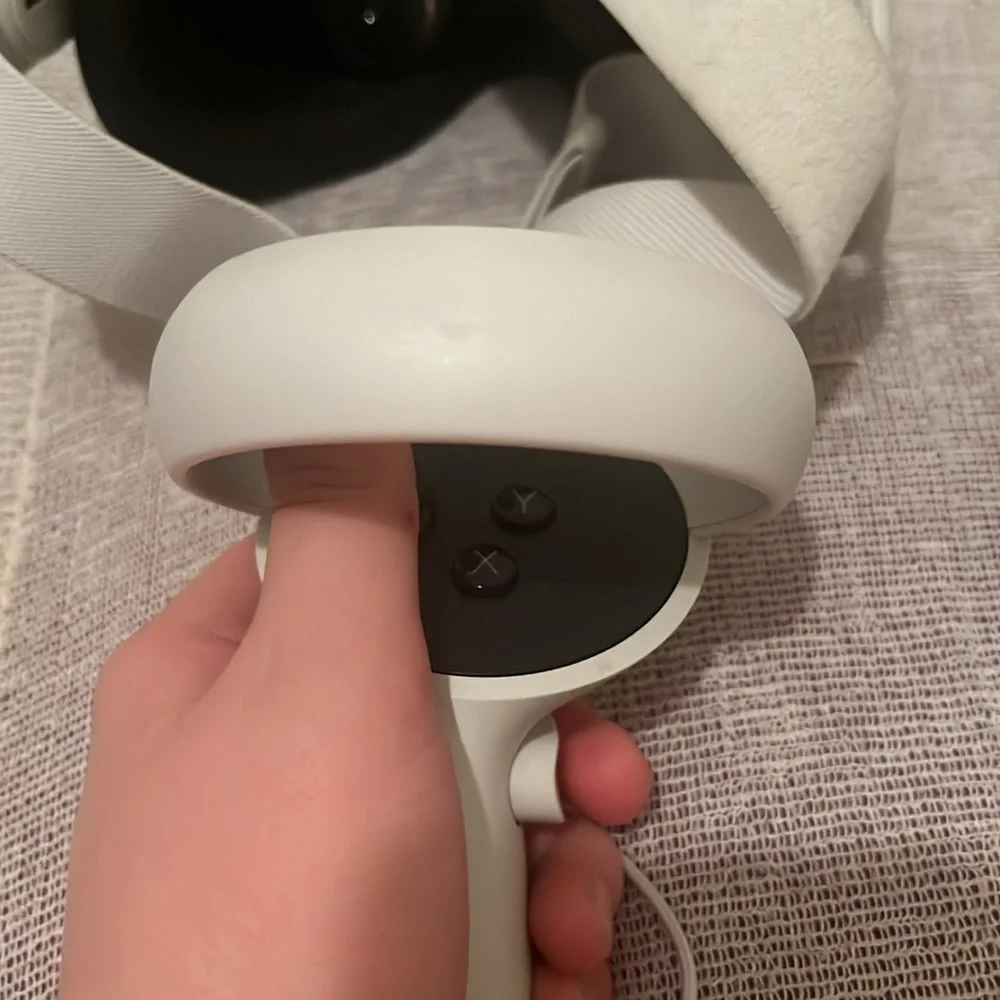 Oculus quest 2.